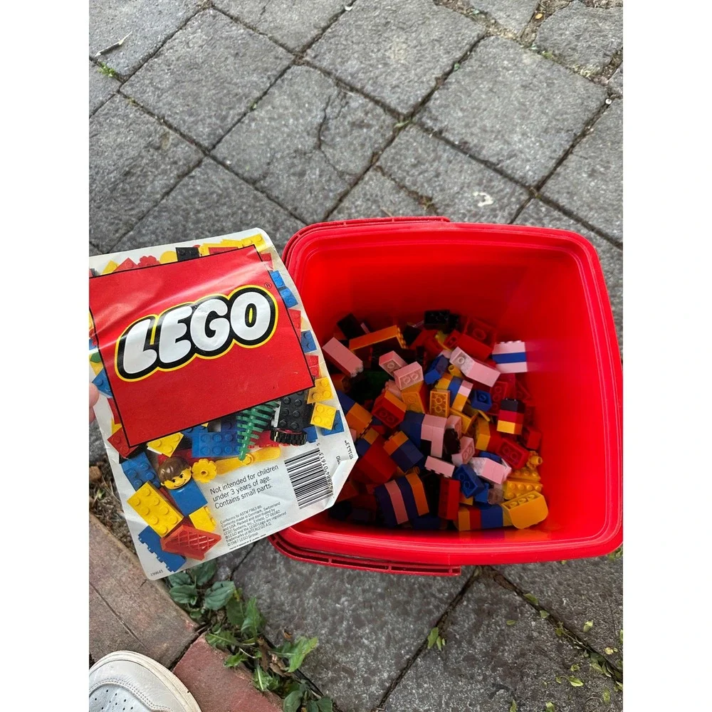 Vintage 1987 LEGO Basic Building Set 1613 Red‎ Storage Bucket 359 Pieces Retro